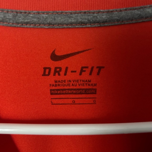 Nike Dri-Fit Oregon State T-Shirt - Size Large - Orange - Picture 3 of 4